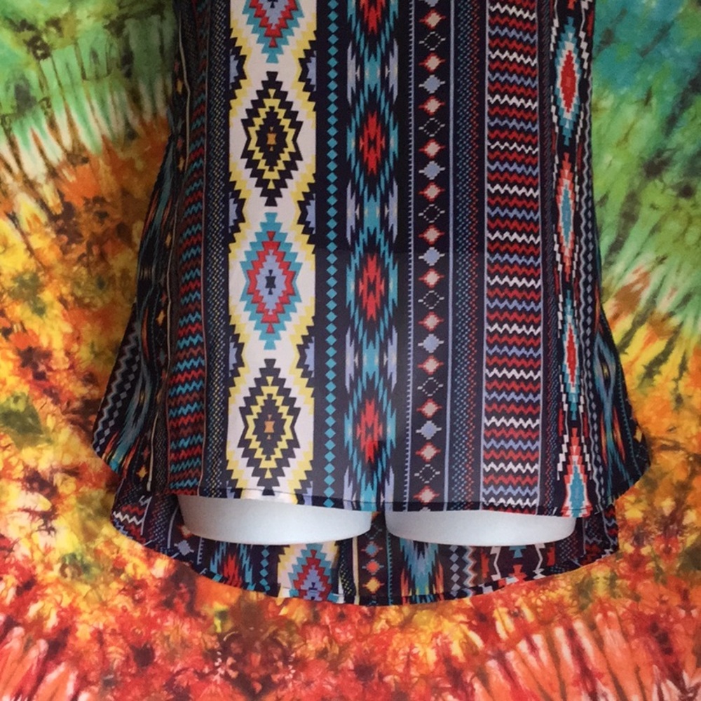 Aztec Print Tank Top - Picture 4 of 7